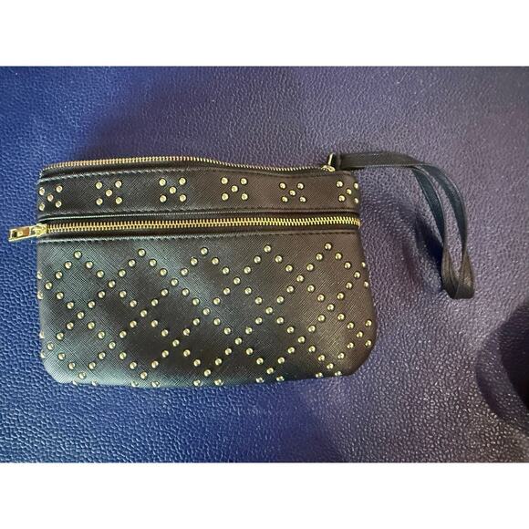 Safe Keeper Handbags - Safe Keeper wristlet wallet